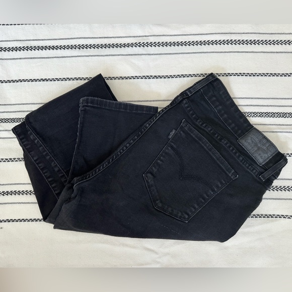 Levi's 711 High Rise Skinny Jean - Size 33 - Black - Picture 5 of 6